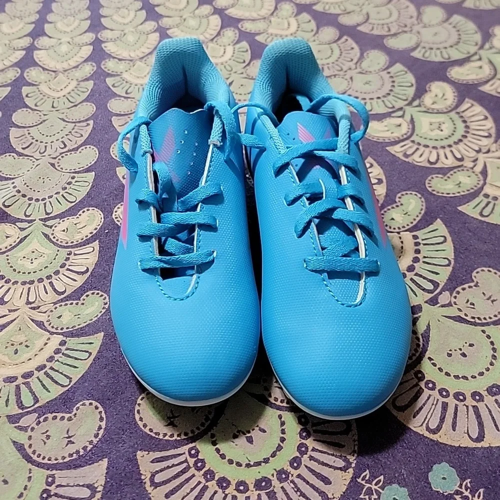 Adidas Speedflow 4 Soccer Shoes - Picture 2 of 5